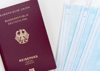 Dominic Raab does not rule out the use of the vaccination passport