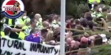 This is how the police operate in New Zealand! Animals! Shame on you!!