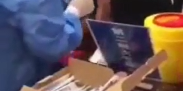 The Chinese government is forcing children 3-11 years old to undergo mandatory vaccination against covid right now!