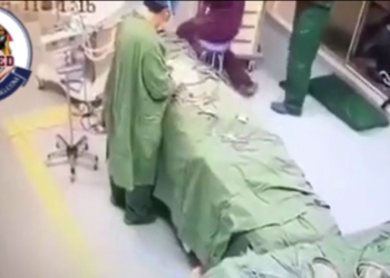 Triple Jabbed Surgeon having Adverse Events while performing surgery putting patients lives at risk.